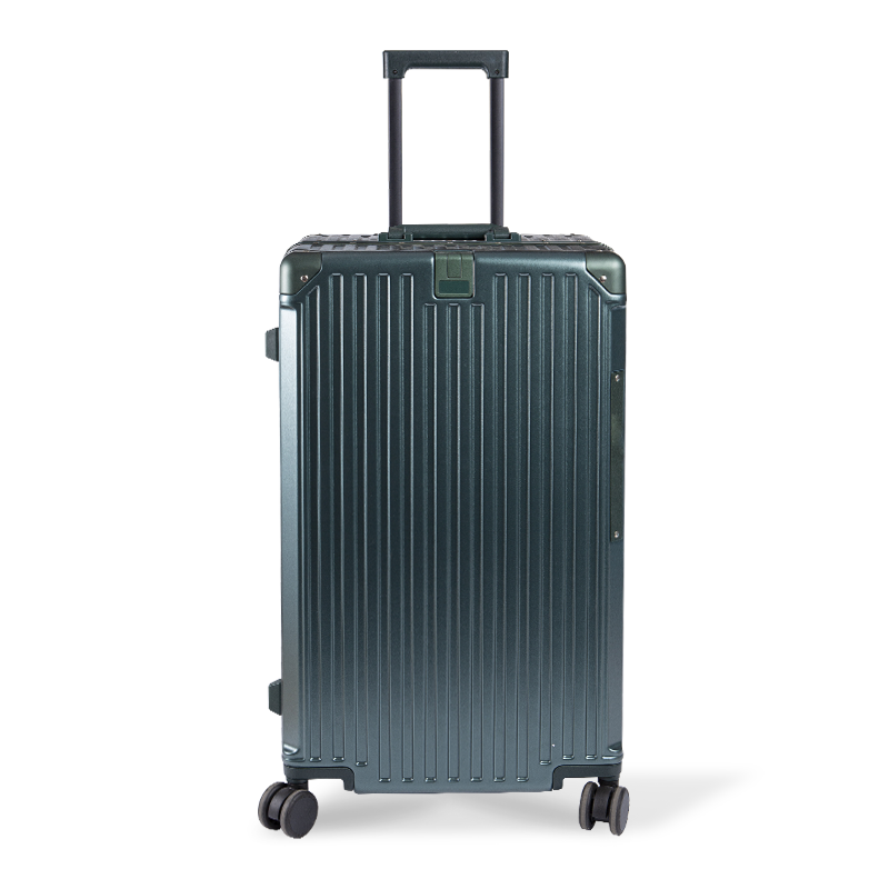 Extra-Large Durable Aluminum Frame Luggage with USB Charging Port for International Travel