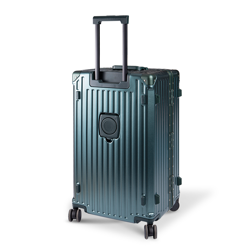 Extra-Large Durable Aluminum Frame Luggage with USB Charging Port for International Travel